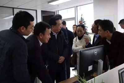 電子商務(wù)服務(wù) 變革商業(yè)格局的創(chuàng)新力量